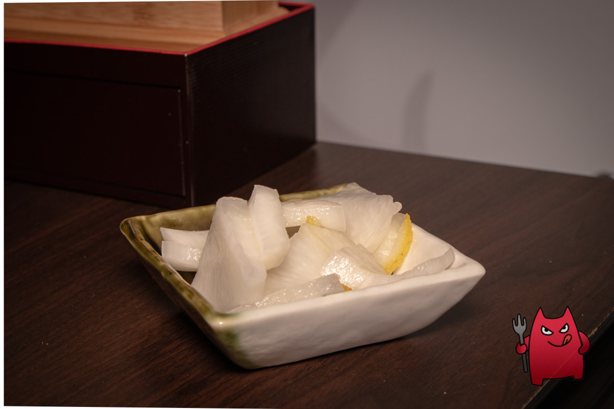 台北汐止日本料理推薦》鹿角鮨｜吃得到馬糞海膽跟葡萄蝦的握壽司十二貫只要三百五！！？