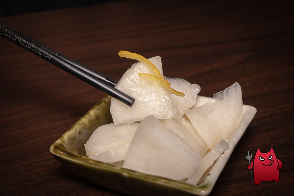 台北汐止日本料理推薦》鹿角鮨｜吃得到馬糞海膽跟葡萄蝦的握壽司十二貫只要三百五！！？