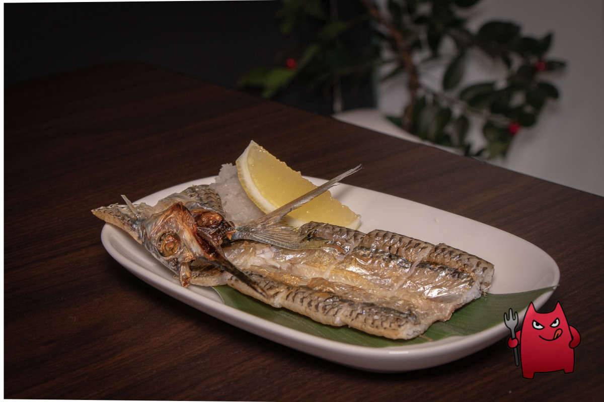 台北汐止日本料理推薦》鹿角鮨｜吃得到馬糞海膽跟葡萄蝦的握壽司十二貫只要三百五！！？