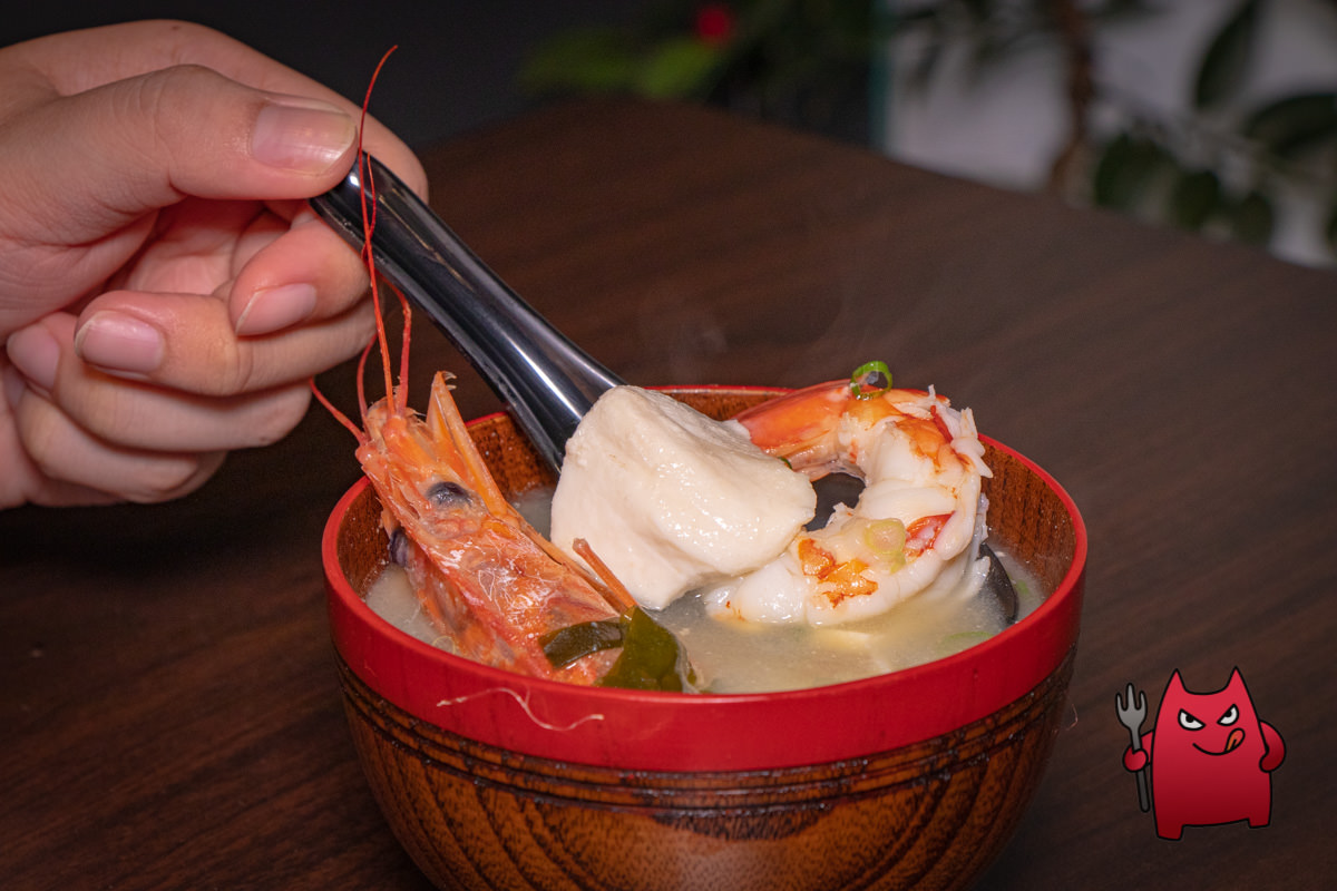 台北汐止日本料理推薦》鹿角鮨｜吃得到馬糞海膽跟葡萄蝦的握壽司十二貫只要三百五！！？