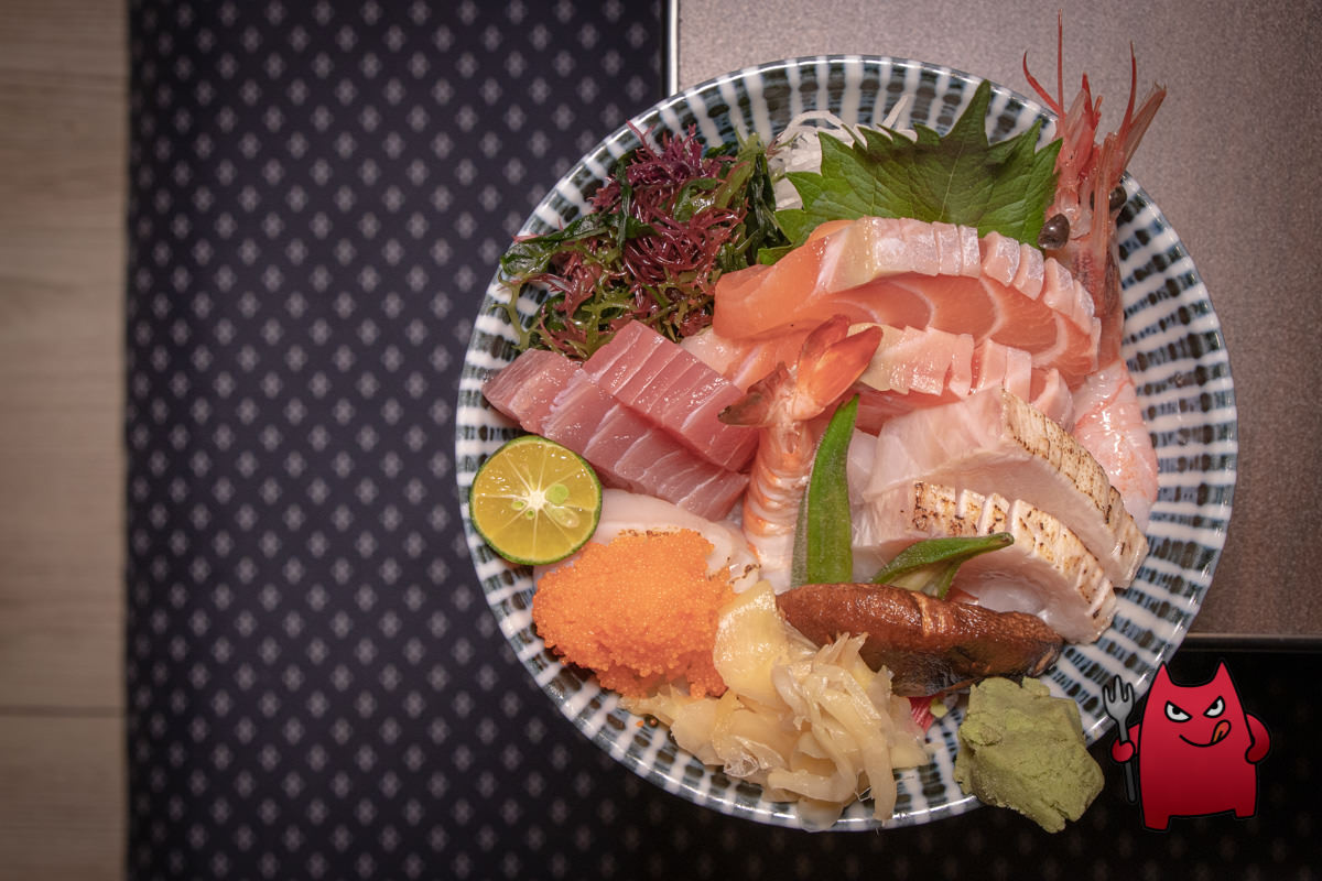 台北汐止日本料理推薦》鹿角鮨｜吃得到馬糞海膽跟葡萄蝦的握壽司十二貫只要三百五！！？