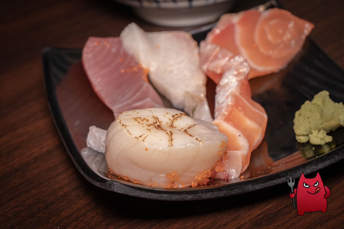 台北汐止日本料理推薦》鹿角鮨｜吃得到馬糞海膽跟葡萄蝦的握壽司十二貫只要三百五！！？