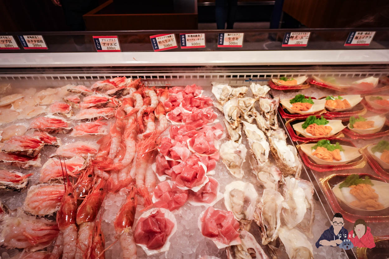 系滿漁市場》沖繩海鮮市場爽吃大推薦!超平價鮪魚大腹海膽干貝~ - 第25張圖 沖繩糸満漁市場 (26)