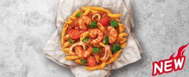 必勝客威士忌牛排干貝比薩+義大利麵》我覺得比較像是厚切鐵板牛柳披薩哈哈。必勝客義大利麵還不錯。