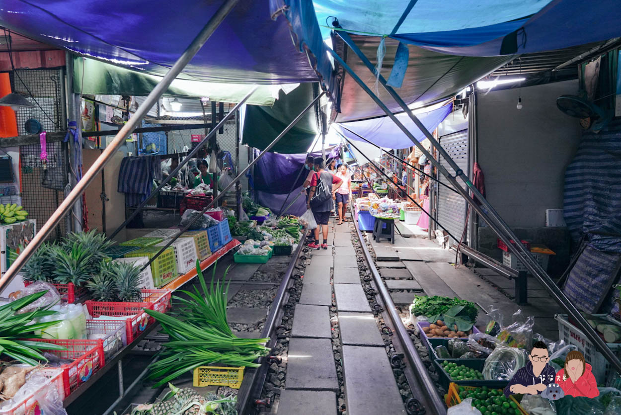 泰國美功鐵道市場-045