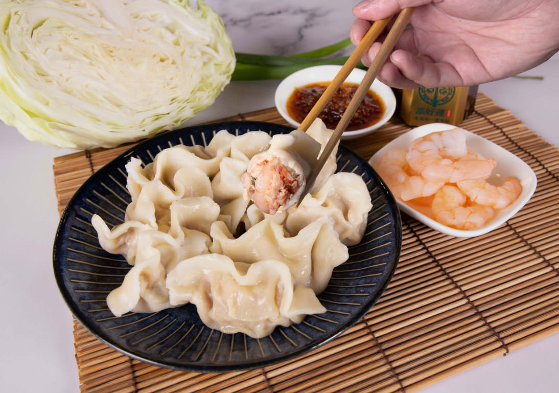 添好運鮮蝦高麗菜水餃開箱》好吃嗎？在全聯購入的真實消費評價。