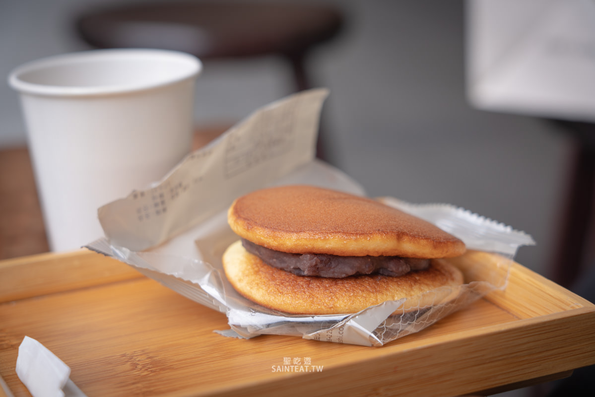 滋養製菓》超多人推薦的迪化街70年台北伴手禮老店，相當優秀的草莓大福跟銅鑼燒！