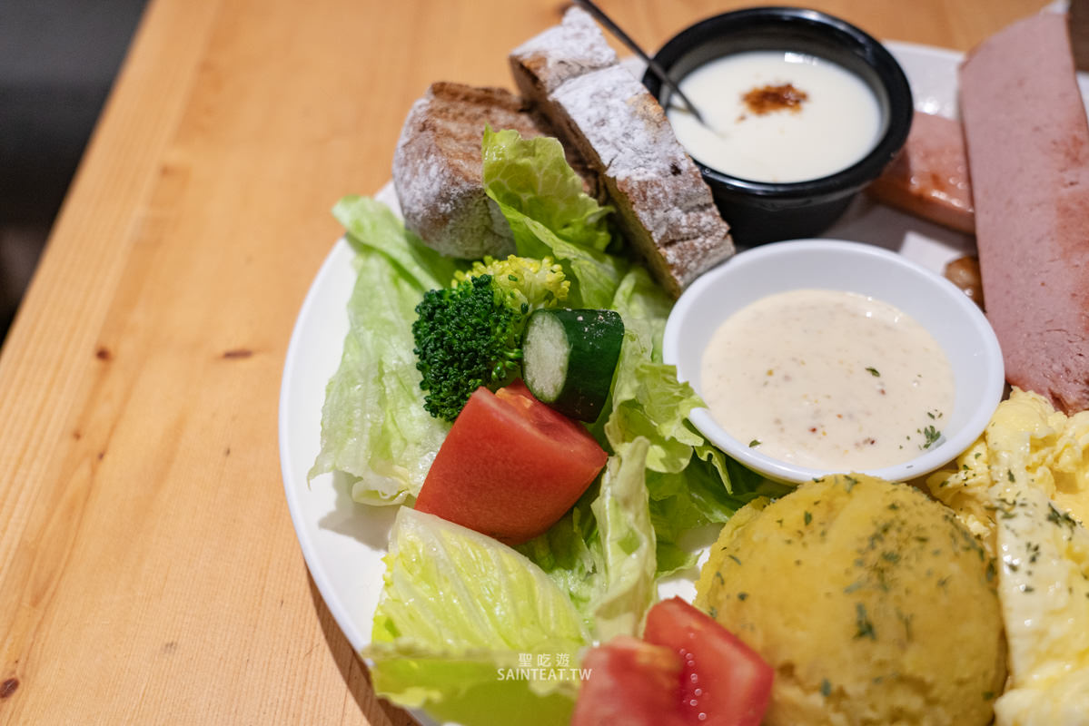 汐止早午餐》牧童咖啡連興店｜在地連鎖早午餐品牌，每到假日都客滿