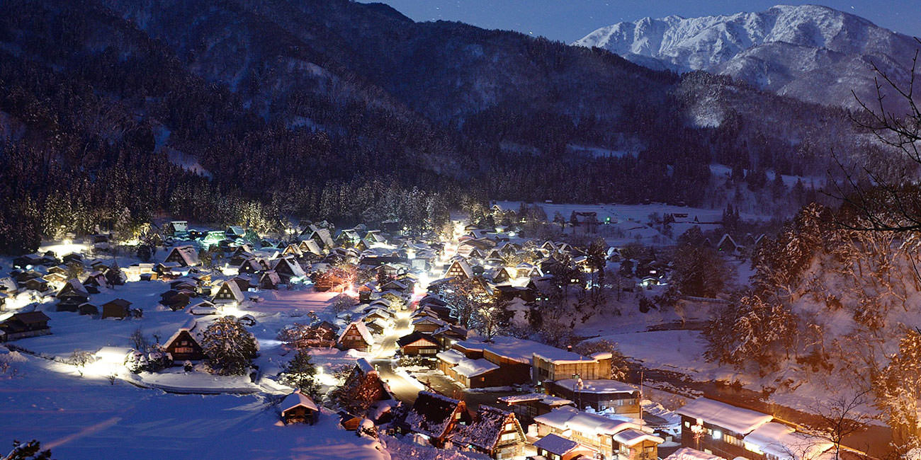 白川鄉合掌村點燈