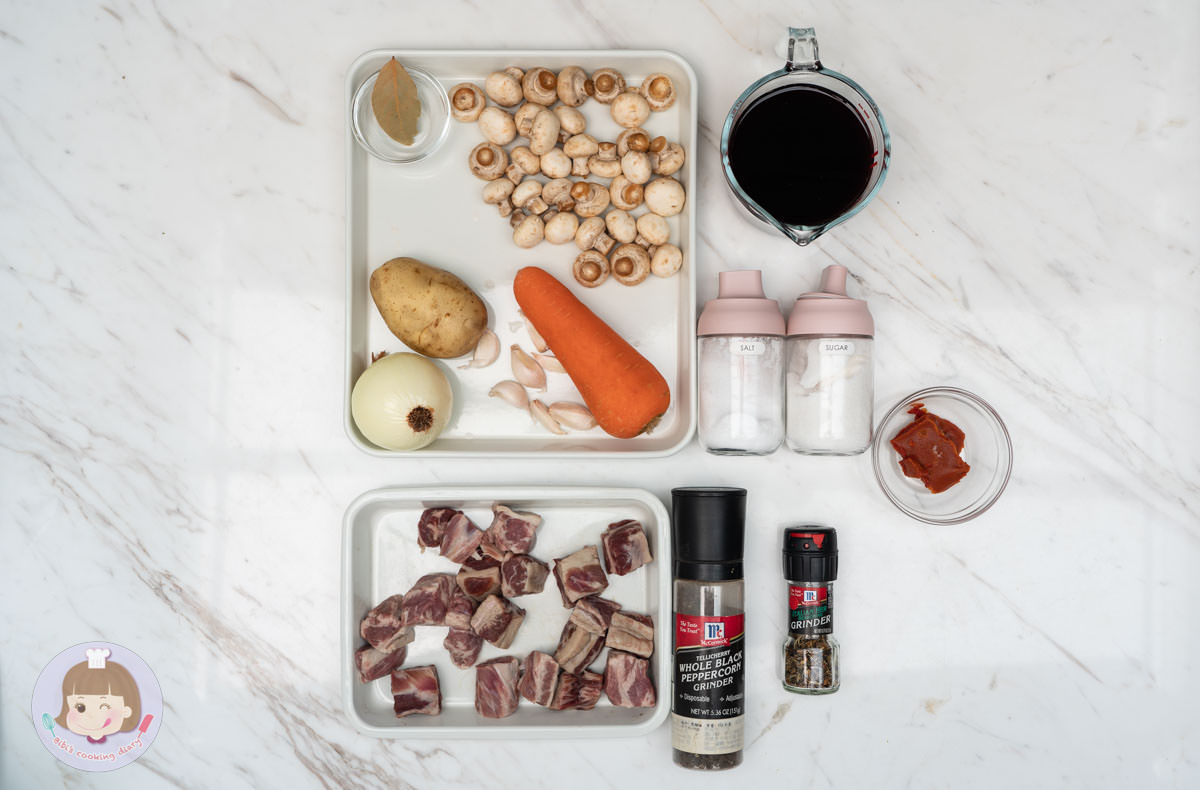 2022電子鍋推薦》東芝Toshiba 4mm極厚鍛造球釜6人份電子鍋｜煮蛋功能超方便！更強的是居然還能做蛋糕跟麵包？！