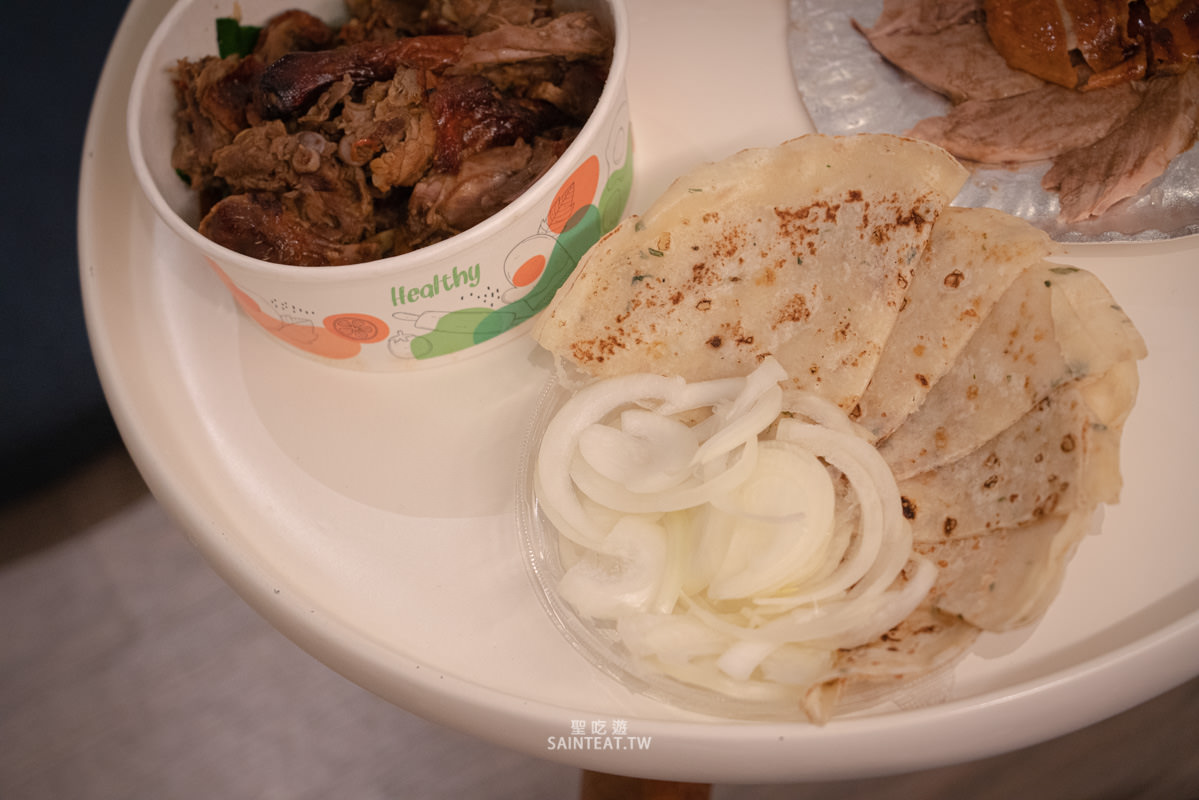 羅東烤鴨》兄弟麻辣烤鴨｜還好沒踩雷，不錯吃的新開烤鴨店，炒鴨架的麻辣香氣還不錯！