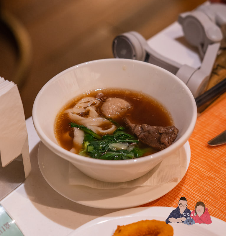 美福彩匯平日下午茶》號稱有台北吃到飽界最強的甜點？68折優惠餐券／真實評價分享