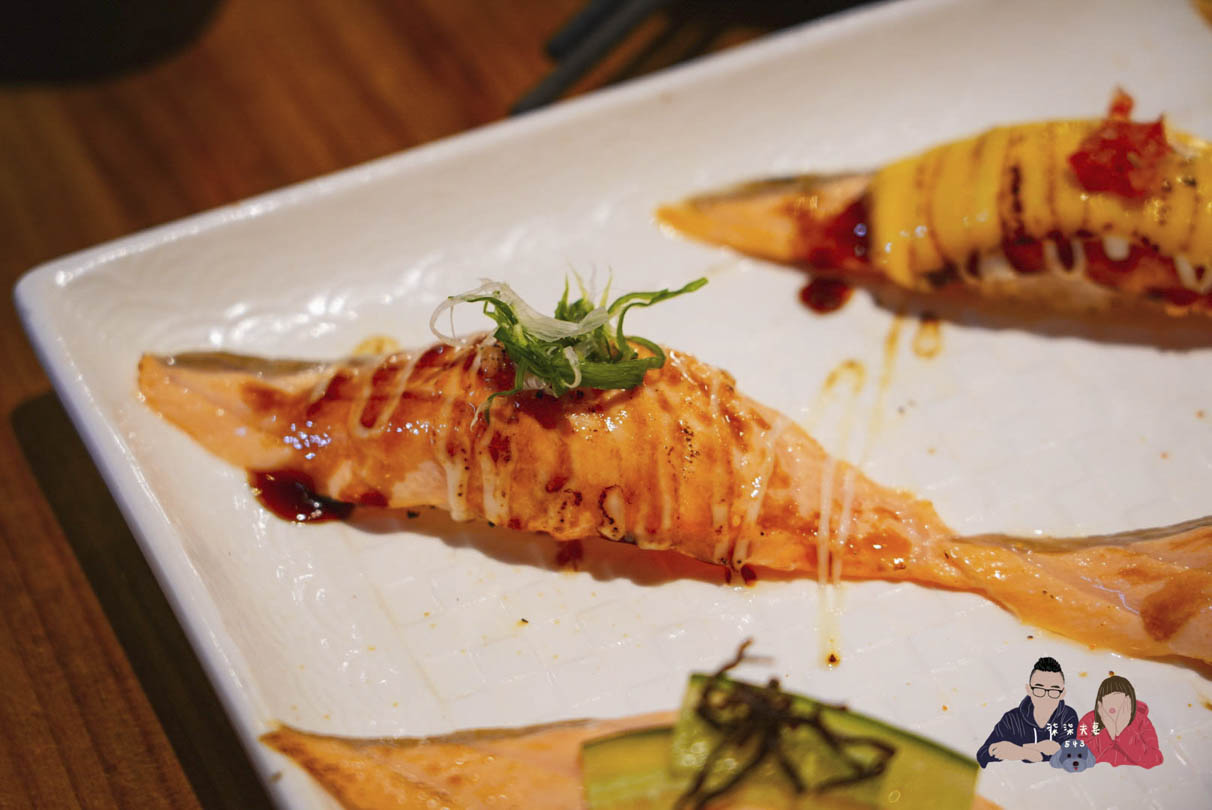 耕壽司花蓮總店》在地超人氣巨無霸鮭魚壽司名店,20貫炙燒大集合吃起來! - 第21張圖 耕壽司花蓮總店-13