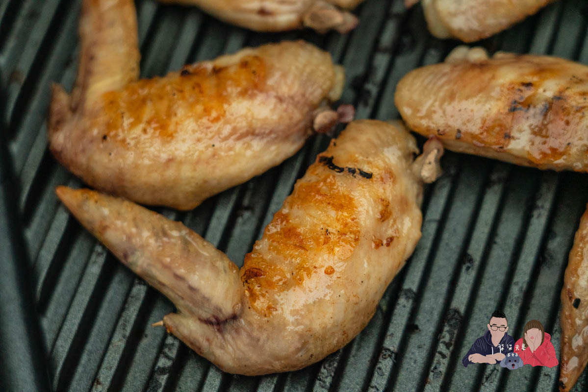 胡同燒肉宅配燒烤組開箱》不到兩千元，中秋烤肉直接把胡同搬回家裡吃！