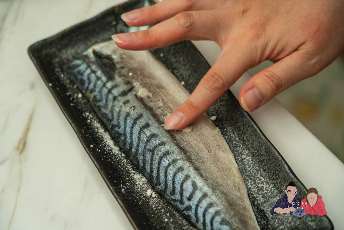 胡同燒肉宅配燒烤組開箱》不到兩千元，中秋烤肉直接把胡同搬回家裡吃！