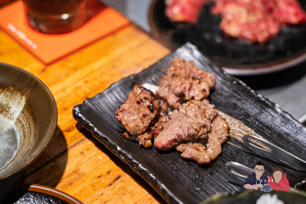 胡同燒肉》我以為價位很高,但想不到價格很平實欸,也是有很多兩三百上下的肉盤! - 第30張圖 胡同燒肉》我以為價位很高,但想不到價格很平實欸,也是有很多兩三百上下的肉盤!