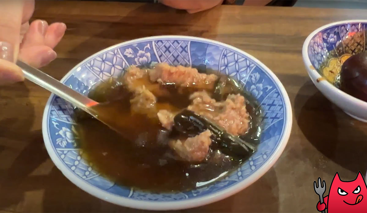 華西街夜市美食推薦》小王煮瓜｜必比登狂推的黑金滷肉飯，瓜仔肉湯一定要點！