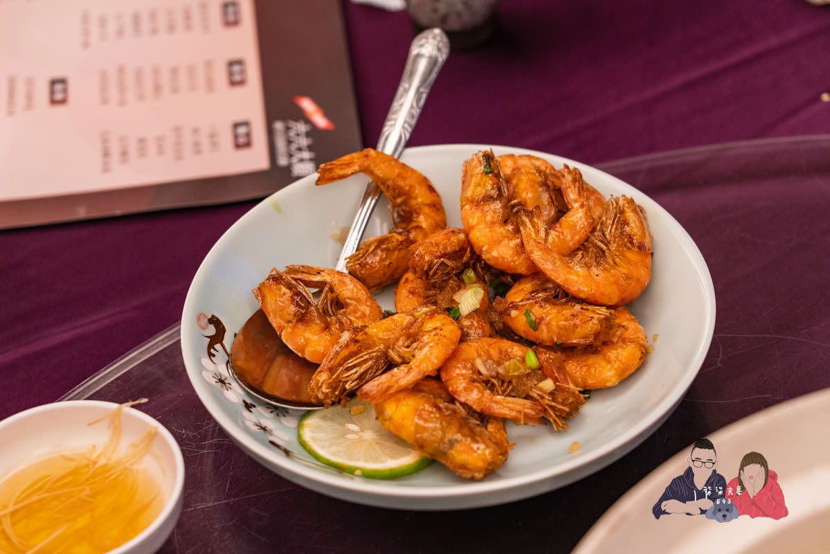 蘇杭餐廳吃到飽濟南店》台北米其林餐盤推薦的江浙菜館，趁著吃到飽活動來嚐鮮～