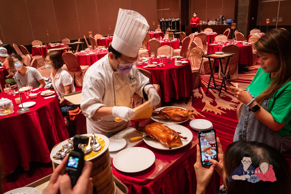 蘭城晶英烤鴨》紅樓中餐廳沒預約別想吃，號稱烤鴨控必訪的名單之一，真的有這麼厲害嗎？