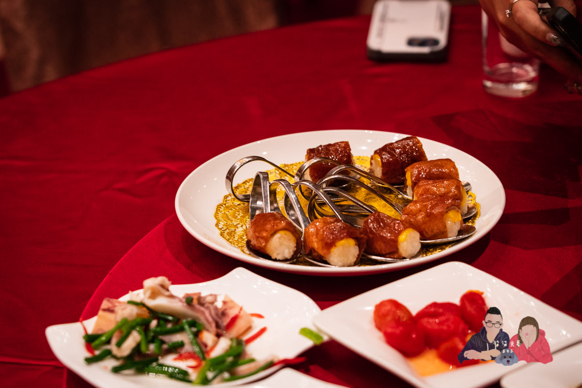 蘭城晶英烤鴨》紅樓中餐廳沒預約別想吃，號稱烤鴨控必訪的名單之一，真的有這麼厲害嗎？