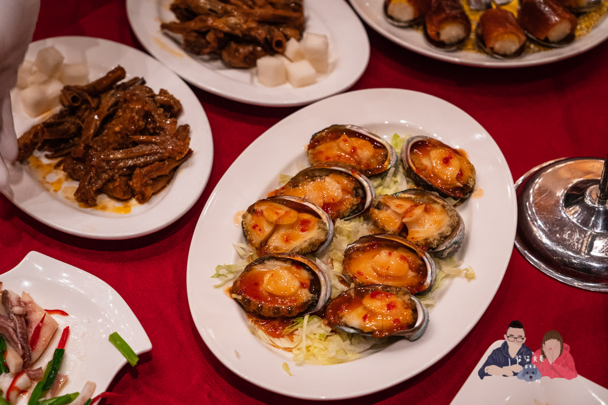 蘭城晶英烤鴨》紅樓中餐廳沒預約別想吃，號稱烤鴨控必訪的名單之一，真的有這麼厲害嗎？