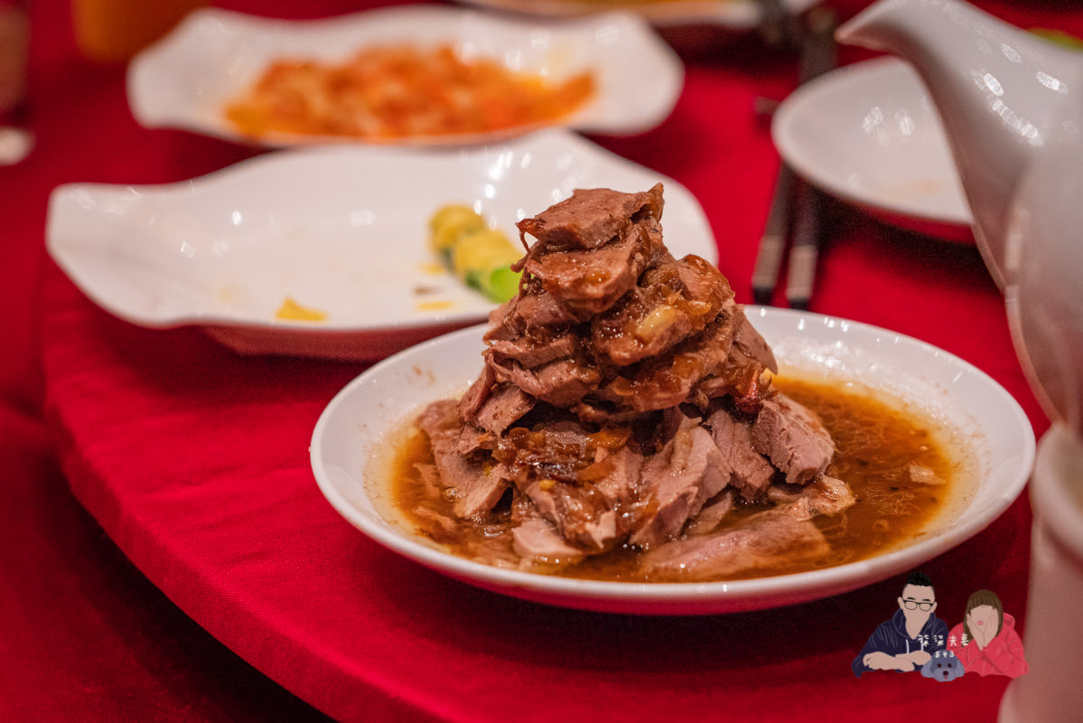 蘭城晶英烤鴨》紅樓中餐廳沒預約別想吃，號稱烤鴨控必訪的名單之一，真的有這麼厲害嗎？