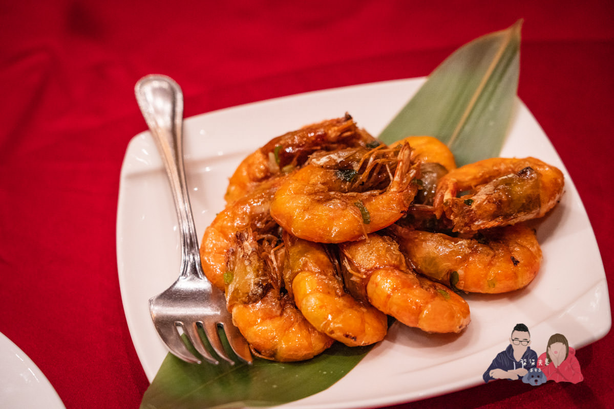 蘭城晶英烤鴨》紅樓中餐廳沒預約別想吃，號稱烤鴨控必訪的名單之一，真的有這麼厲害嗎？