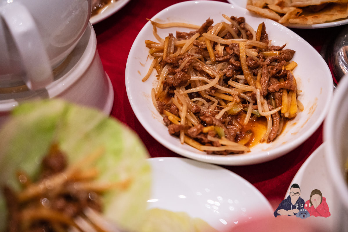 蘭城晶英烤鴨》紅樓中餐廳沒預約別想吃，號稱烤鴨控必訪的名單之一，真的有這麼厲害嗎？