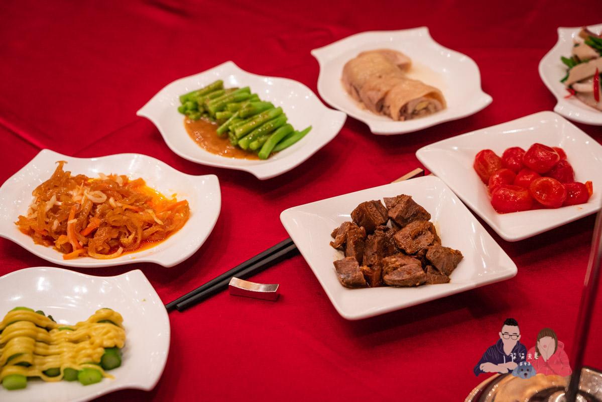 蘭城晶英烤鴨》紅樓中餐廳沒預約別想吃，號稱烤鴨控必訪的名單之一，真的有這麼厲害嗎？