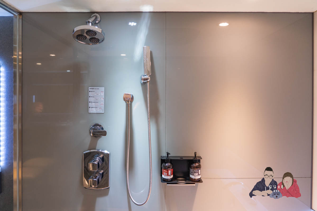 台北薆悅酒店西寧館》想不到西門町居然有不錯的平價飯店,還有大浴缸!ft.飛航模飾Flight Mode x 薆悅酒店 - 第28張圖 台北薆悅酒店西寧館》想不到西門町居然有不錯的平價飯店,還有大浴缸!ft.飛航模飾Flight Mode x 薆悅酒店