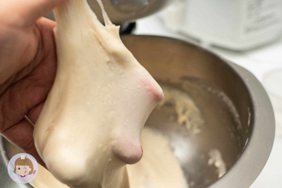 2022電子鍋推薦》東芝Toshiba 4mm極厚鍛造球釜6人份電子鍋｜煮蛋功能超方便！更強的是居然還能做蛋糕跟麵包？！