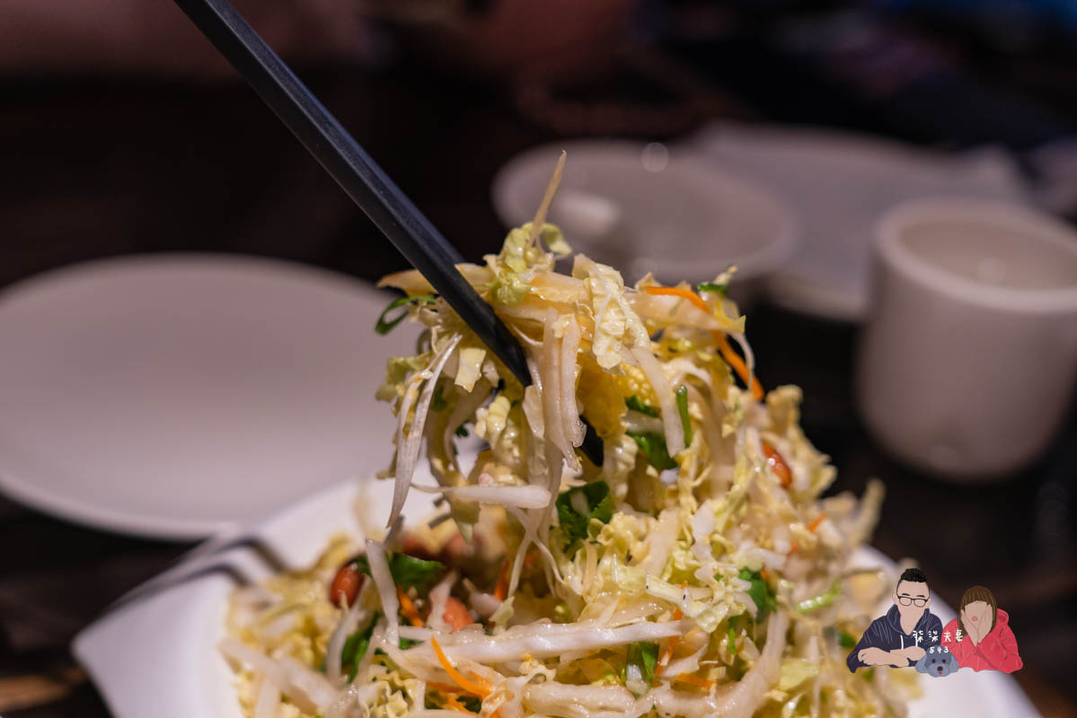 餡老滿南港店》是餃子店也可以是聚餐大菜館,餐點都好吃欸! - 第12張圖 餡老滿南港店》是餃子店也可以是聚餐大菜館,餐點都好吃欸!