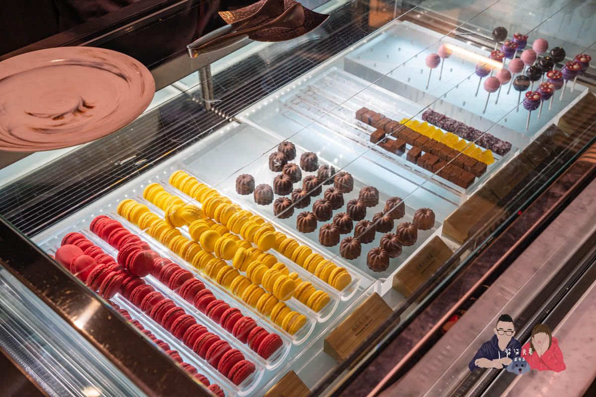 饗饗假日晚餐》超難訂位，用餐環境絕佳，台北吃到飽餐廳天花板之一！