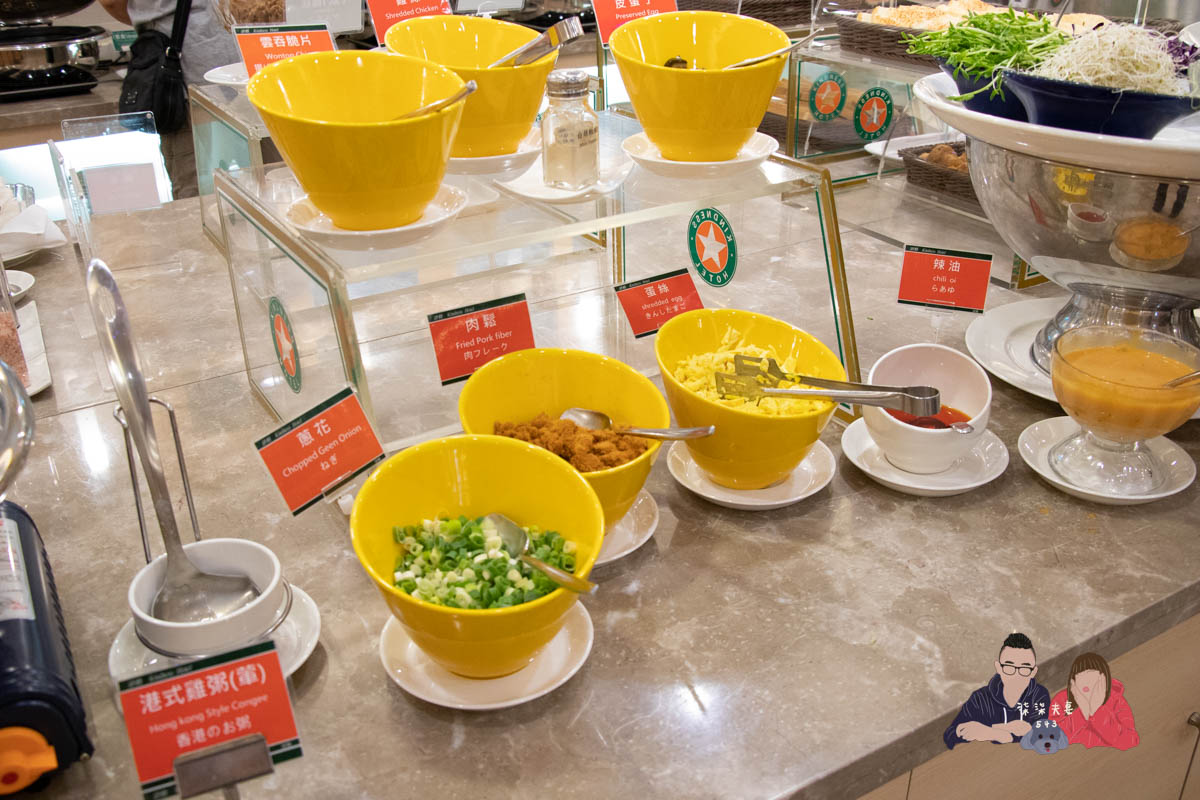 康橋商旅漢神館》高雄平價商旅住宿，宵夜沒有站前館豐富，但房間感覺還不錯。