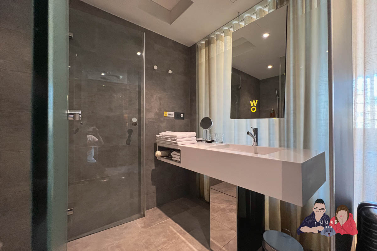 WO Hotel窩飯店》高雄平價住宿|交通尚屬方便的便宜商旅,飯店旁有超大顆的水晶球,很夢幻~ - 第15張圖 WO Hotel窩飯店》高雄平價住宿|交通尚屬方便的便宜商旅,飯店旁有超大顆的水晶球,很夢幻~