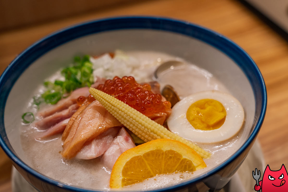 台中拉麵推薦》鮭の大助｜特濃鮭白湯加飯真的是有夠爽，獨樹一格的鮭白湯拉麵！