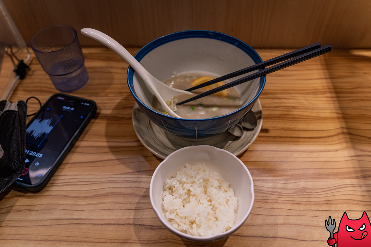 台中拉麵推薦》鮭の大助｜特濃鮭白湯加飯真的是有夠爽，獨樹一格的鮭白湯拉麵！