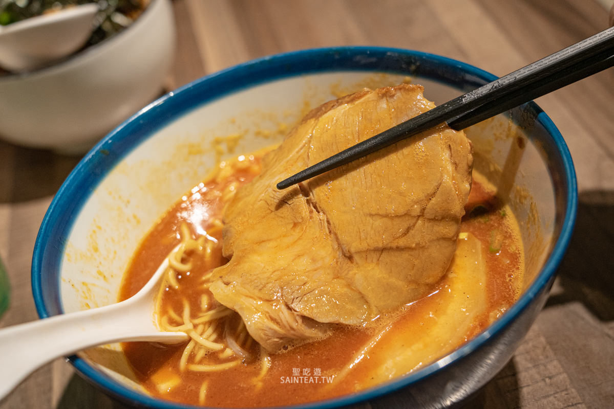 麵屋輝》台北拉麵推薦|炸雞完美,無懈可擊的好吃!但拉麵我覺得沒那麼出色。 - 第20張圖 麵屋輝》台北拉麵推薦|炸雞完美,無懈可擊的好吃!但拉麵我覺得沒那麼出色。