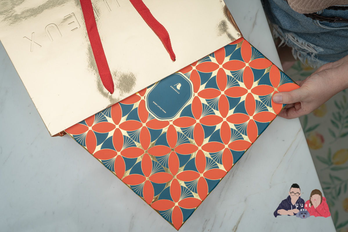 AMOUREUX暖法菓子》台中喜餅極度推薦！從外盒到餅乾，所有細節都做到極致的喜餅禮盒！