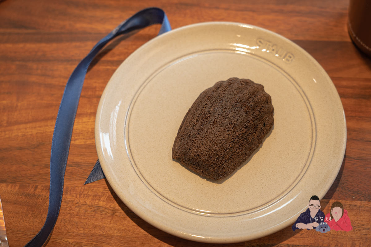 喜餅試吃》enchantée樂朗奇法式手工喜餅|精品質感的外盒,口味還不錯的喜餅。 - 第4張圖 喜餅試吃》enchantée樂朗奇法式手工喜餅|精品質感的外盒,口味還不錯的喜餅。