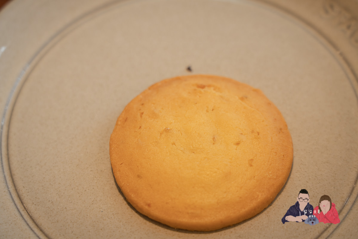 喜餅試吃》enchantée樂朗奇法式手工喜餅|精品質感的外盒,口味還不錯的喜餅。 - 第7張圖 喜餅試吃》enchantée樂朗奇法式手工喜餅|精品質感的外盒,口味還不錯的喜餅。