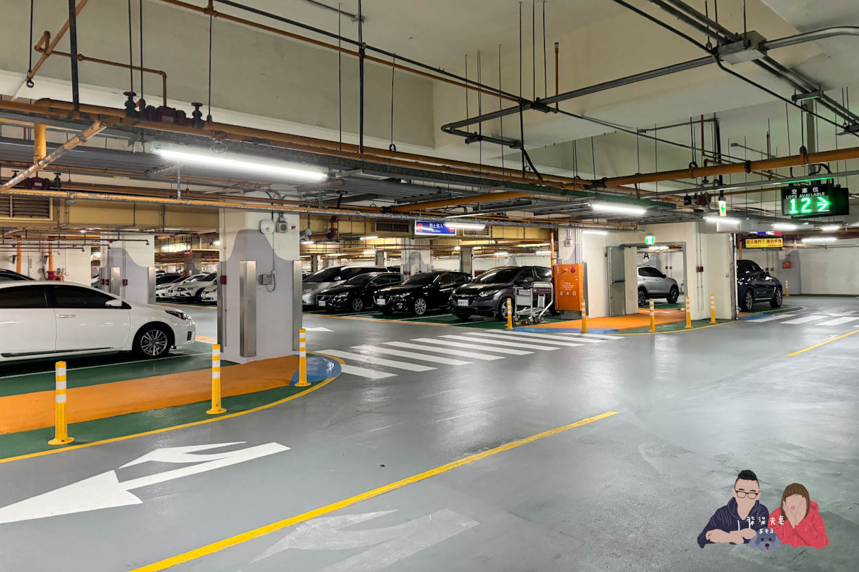 桃園機場P4停車場停車環境 (1)