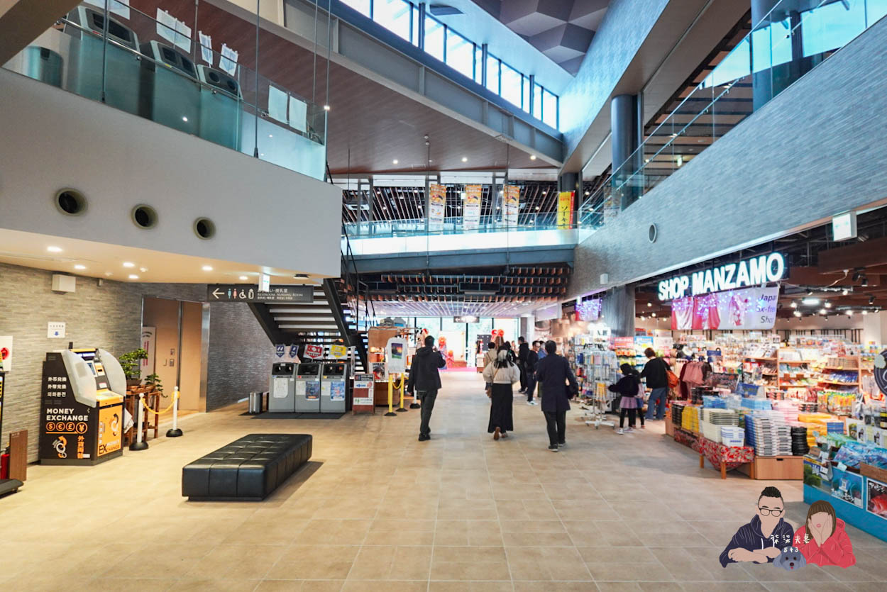 萬座毛》沖繩北部必訪象鼻岩景點,巴士交通/停車/景觀介紹~ - 第20張圖 萬座毛 (1)