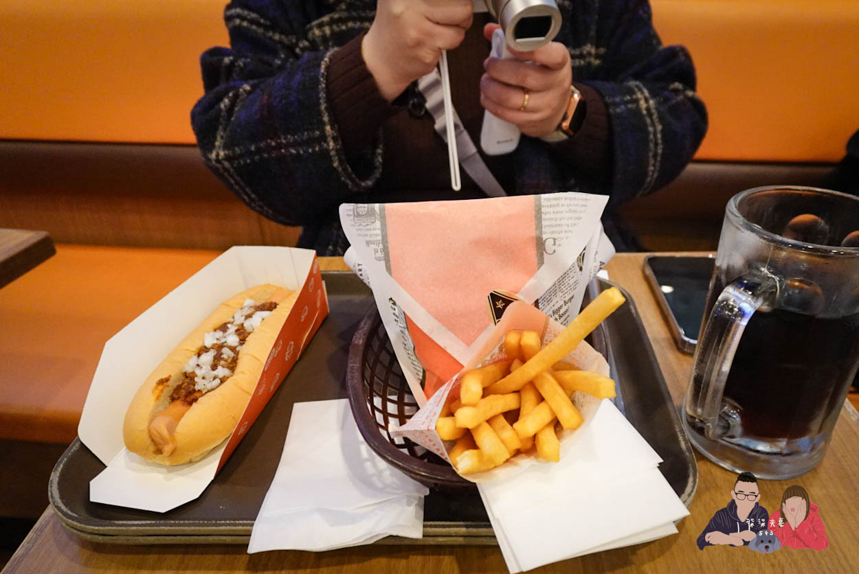 沖繩A&W漢堡》沖繩旅遊必吃經典速食連鎖店,正宗美式漢堡好吃欸! - 第11張圖 沖繩A&W漢堡 (8)