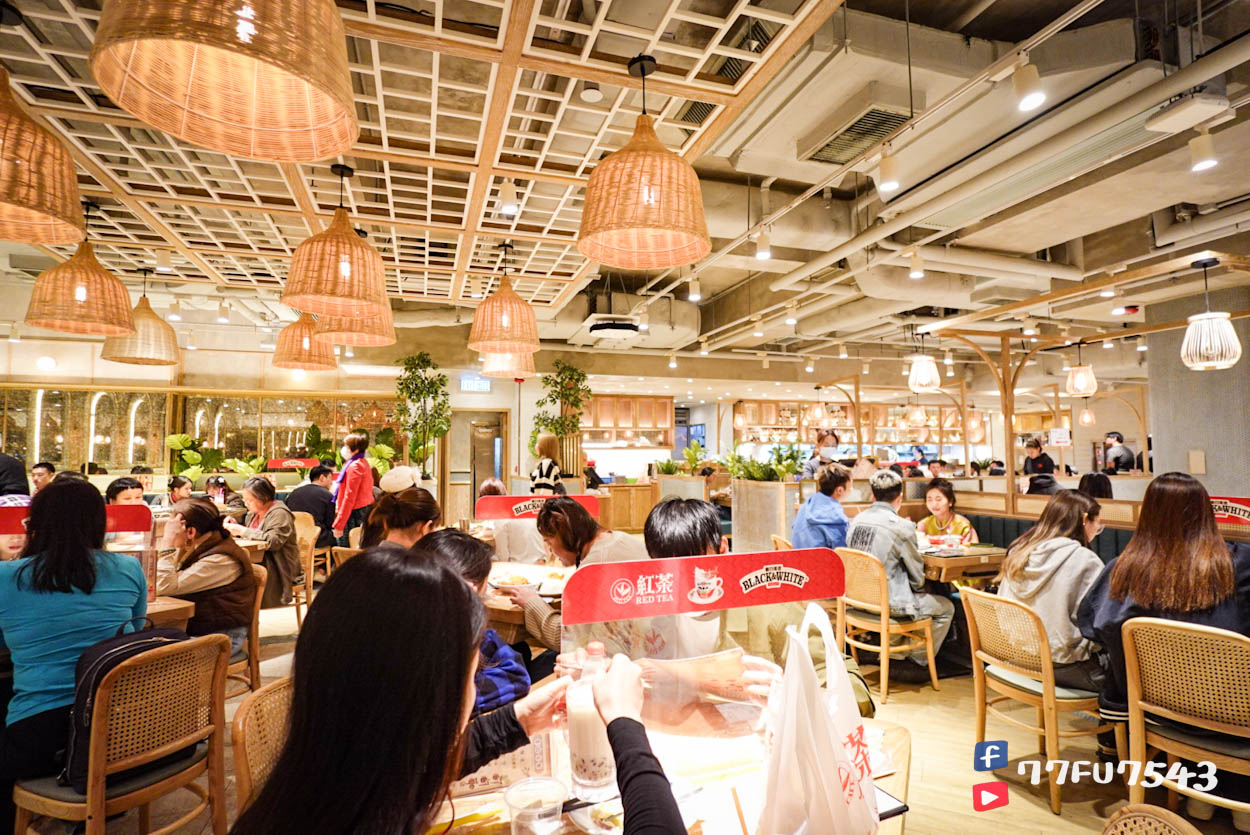 紅茶冰室尖沙咀店》小紅書超夯名店,一組鎮店之寶冰火波蘿油搭紅茶冰30元推薦必點! - 第10張圖 紅茶冰室尖沙咀 (1)