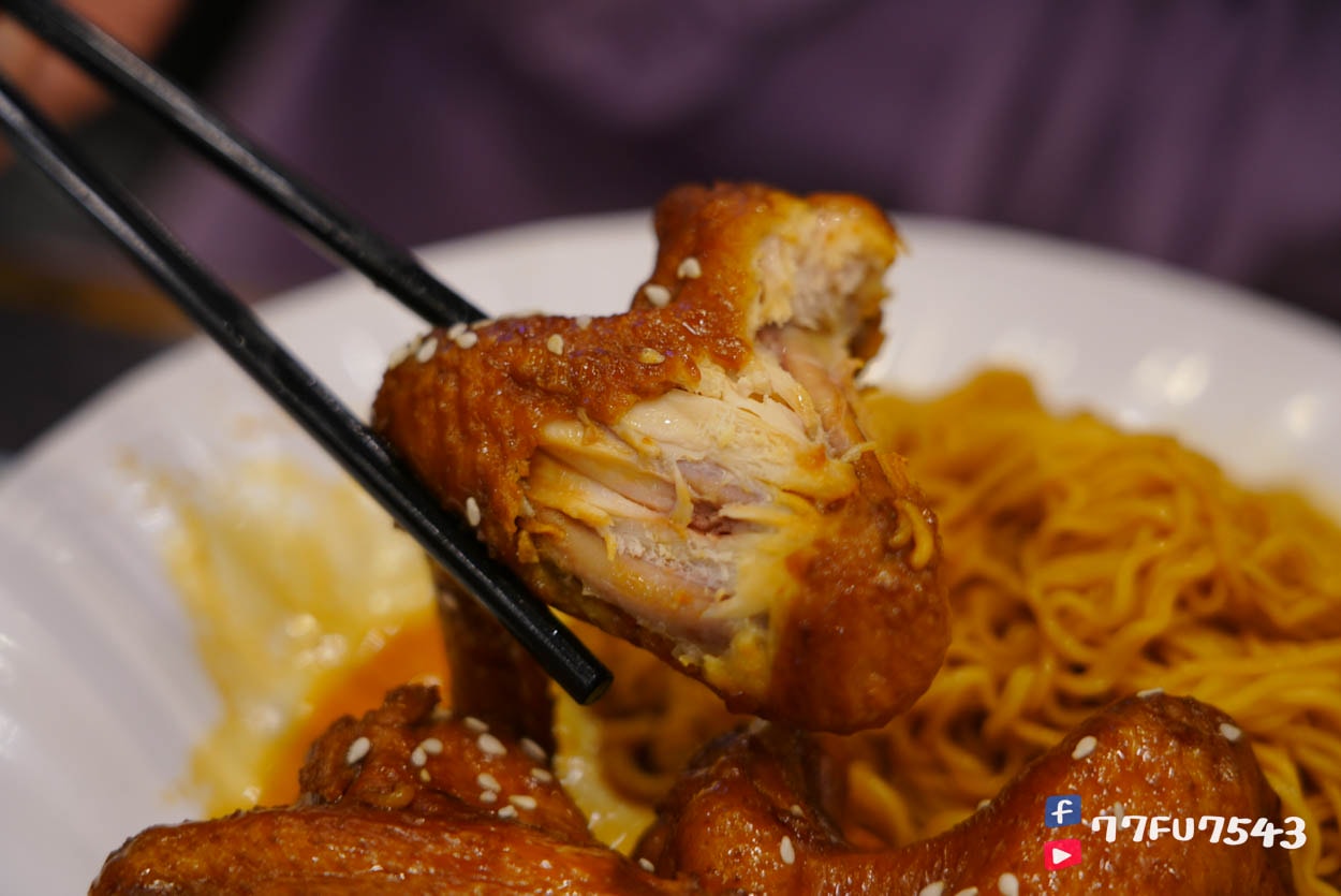 九龍餐室》尖沙咀站旁一律開到宵夜場的餐廳,生意超好,但附近其實有更好的宵夜選擇! - 第14張圖 九龍餐室 (15)