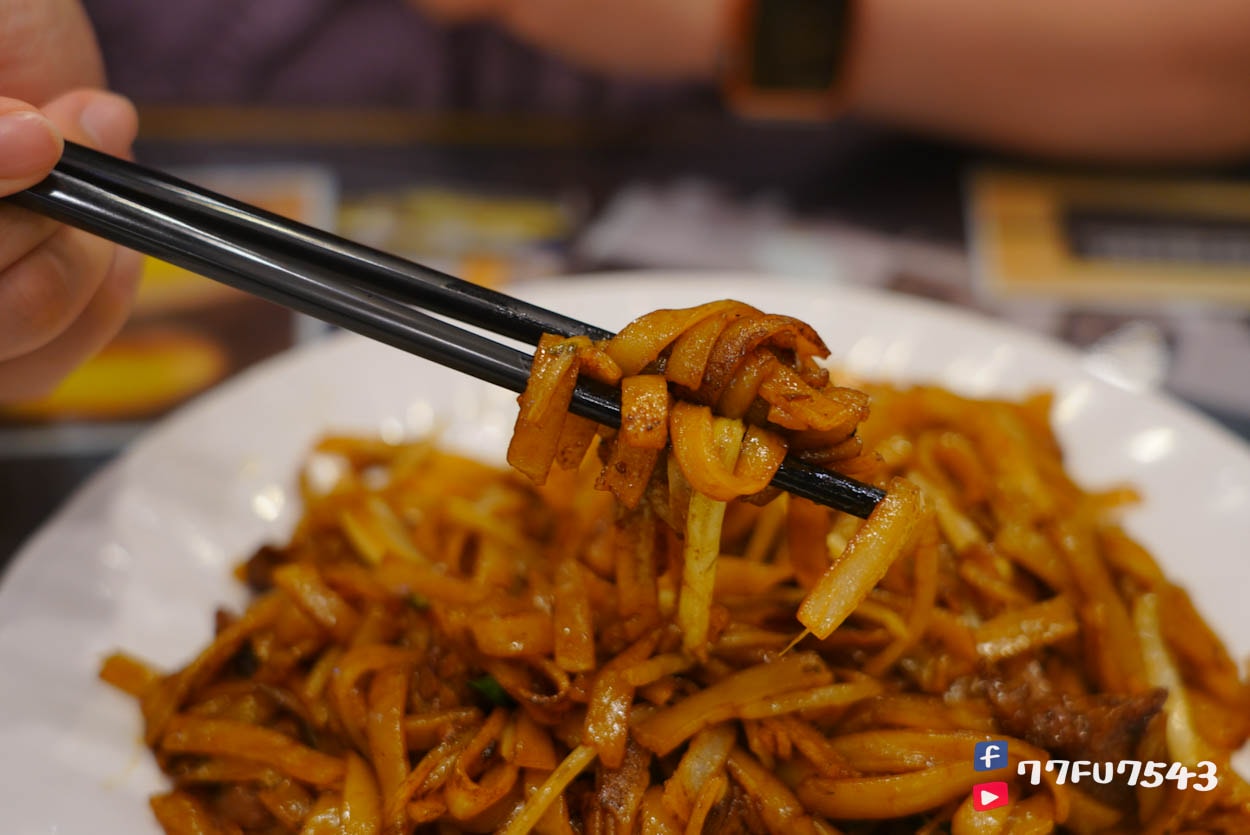 九龍餐室》尖沙咀站旁一律開到宵夜場的餐廳,生意超好,但附近其實有更好的宵夜選擇! - 第10張圖 九龍餐室 (9)