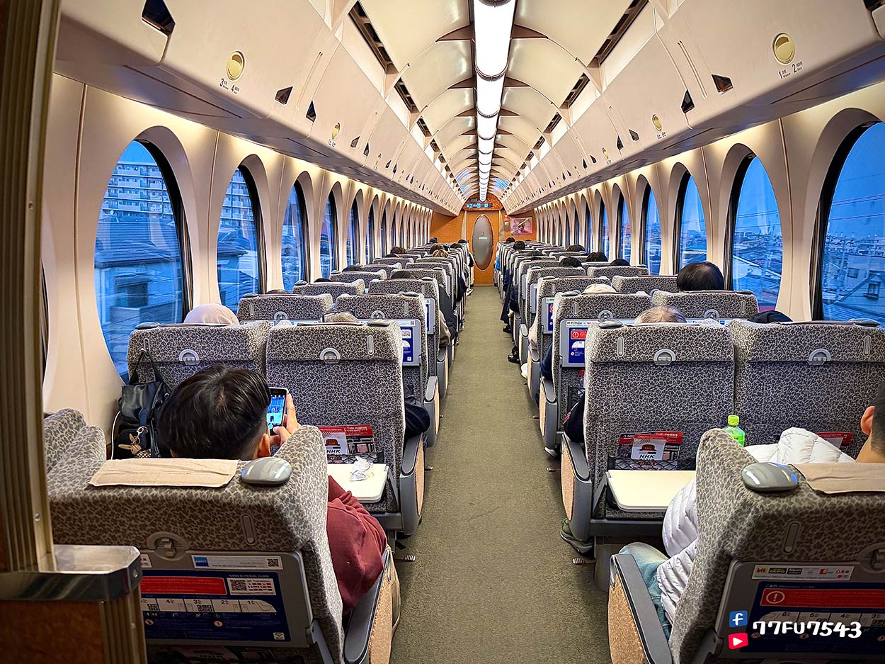 南海電鐵特急內部車廂