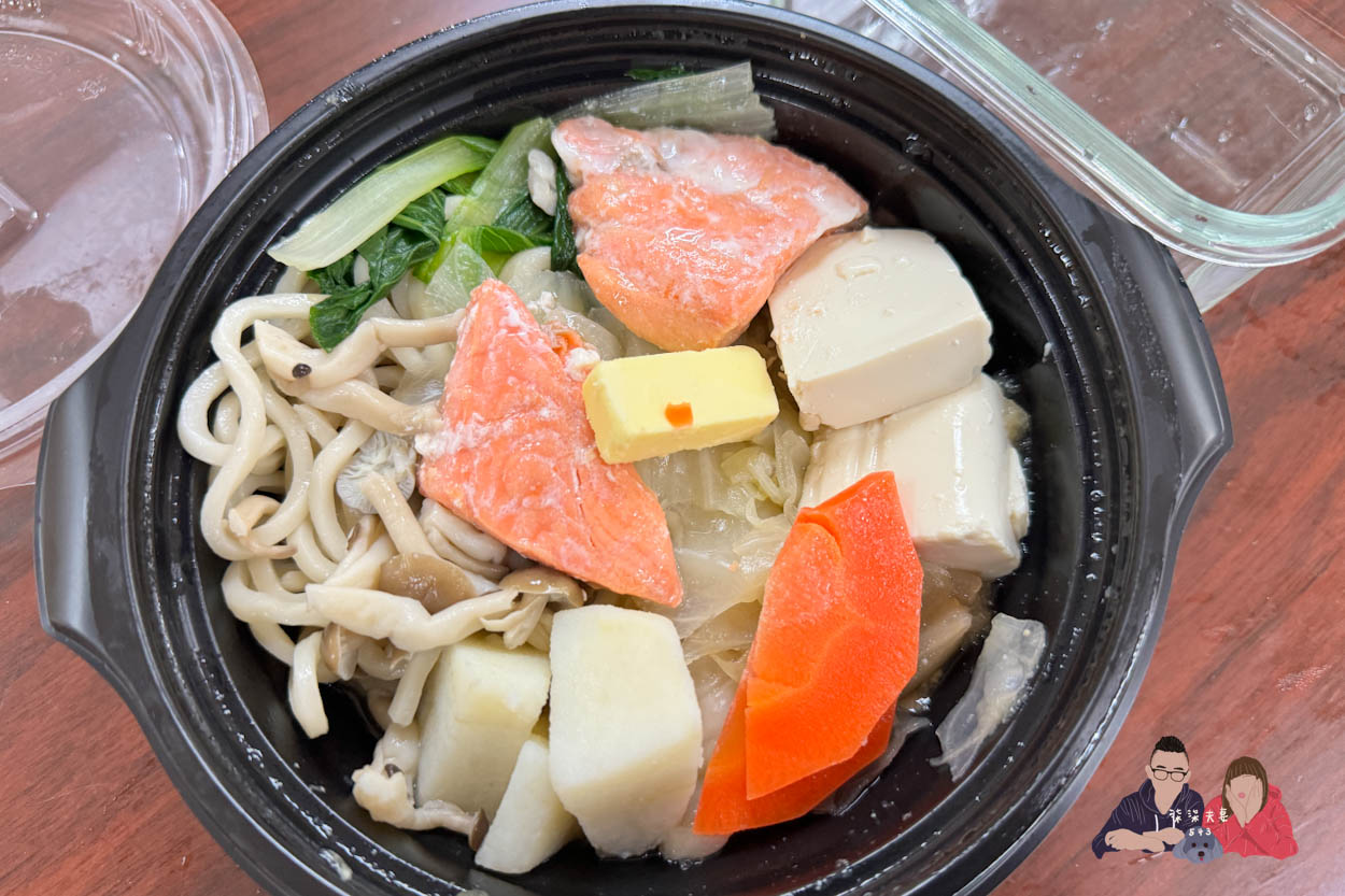7-11微波食品/甜點筆記》吃過的10項食物評比大集合,靠i珍食吃遍超商美食!- 持續增加中 - 第15張圖 7-11三燔本家石狩鍋 (2)