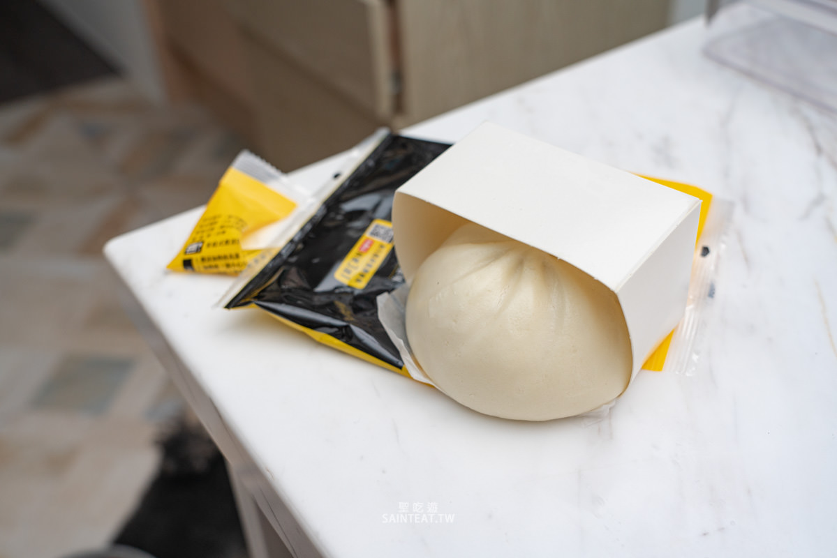 2021乾杯燒肉x711聯名限定商品》乾杯包子、烤飯糰|打折可以買,炭火香氣真的有做出來欸,出乎意料的好吃! - 第6張圖 2021乾杯燒肉x711聯名限定商品》乾杯包子、烤飯糰|打折可以買,炭火香氣真的有做出來欸,出乎意料的好吃!